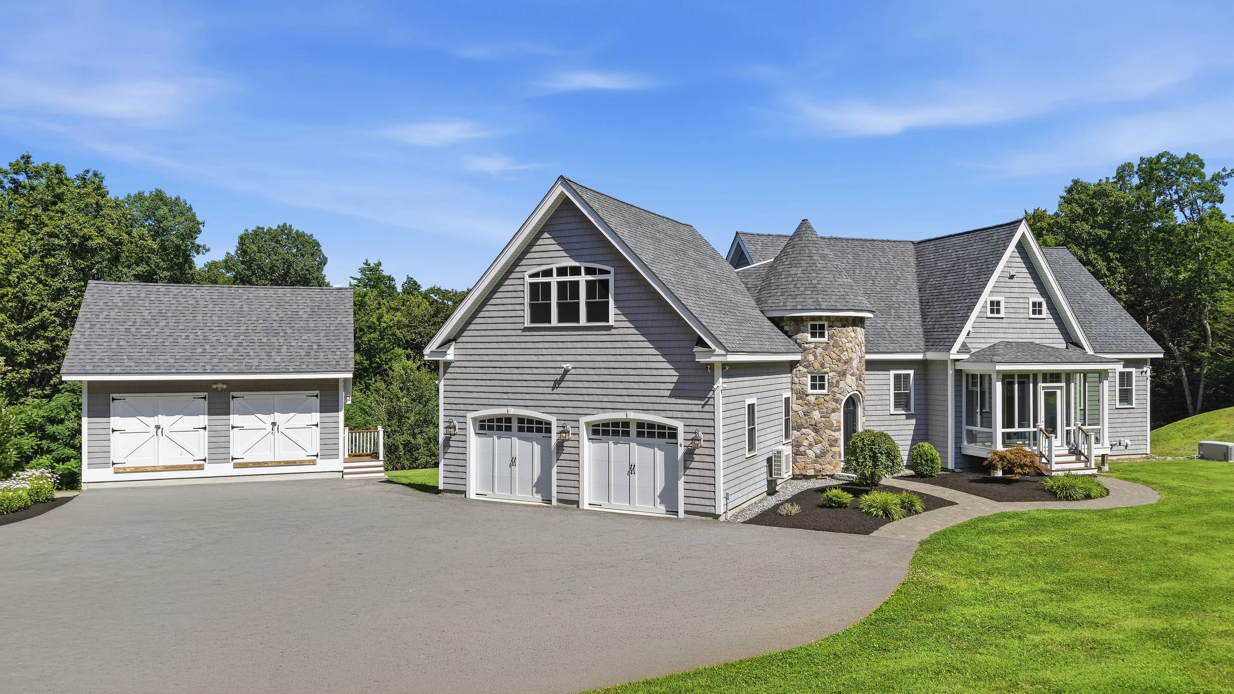 Real estate photography of a luxury home in Merrimack, NH